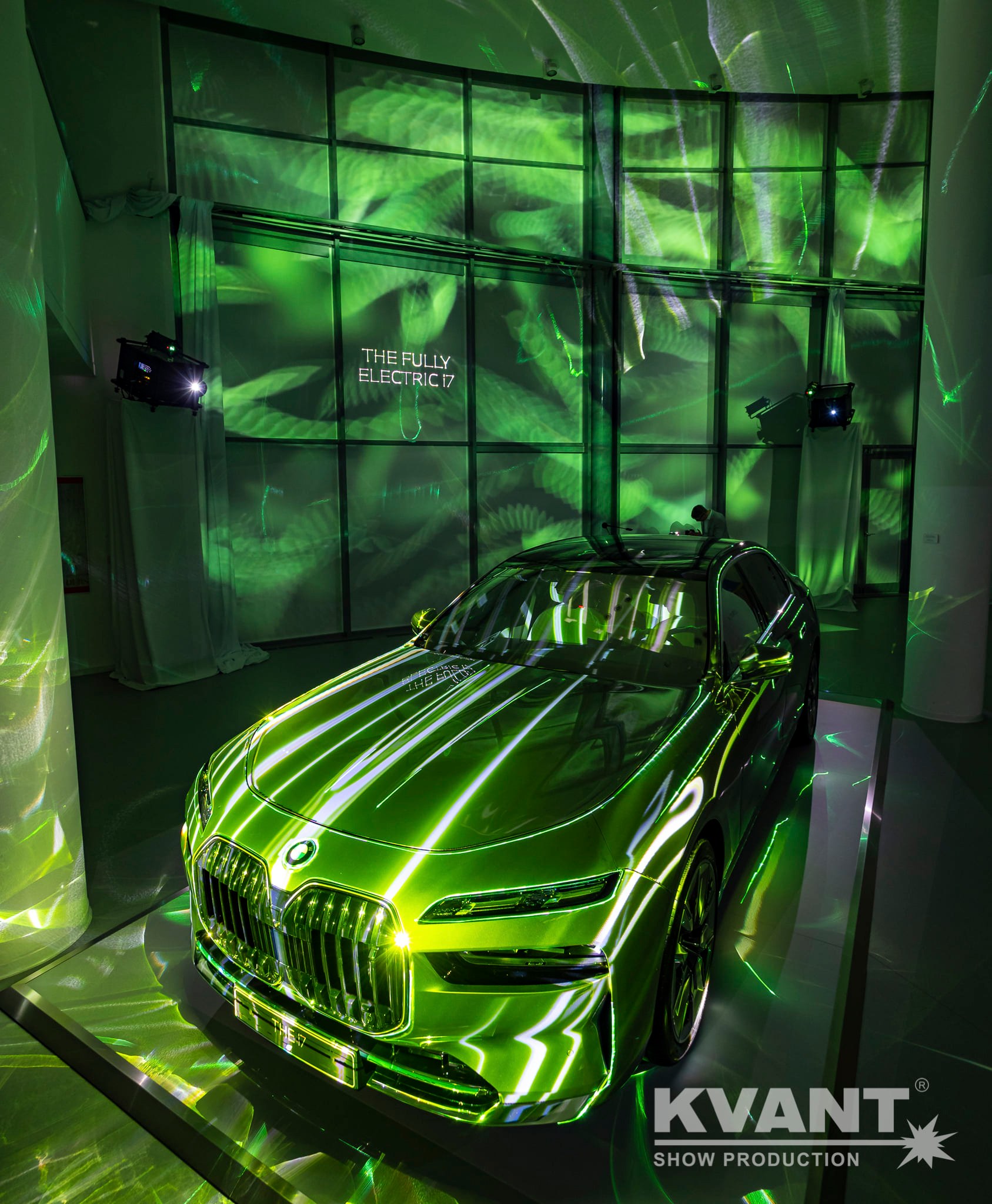 BMW i7新车推广会-360°激光投影